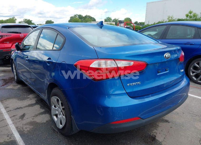 Photo 3 of 2015 Kia Forte LX (VIN KNAFX4A63F5313200)