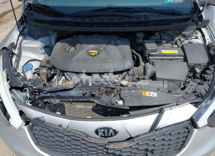 Photo 10 of 2015 Kia Forte LX (VIN KNAFX4A63F5374935)