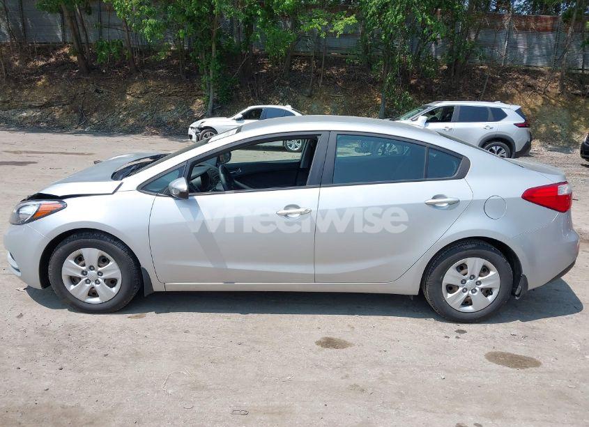 Photo 14 of 2015 Kia Forte LX (VIN KNAFX4A63F5374935)