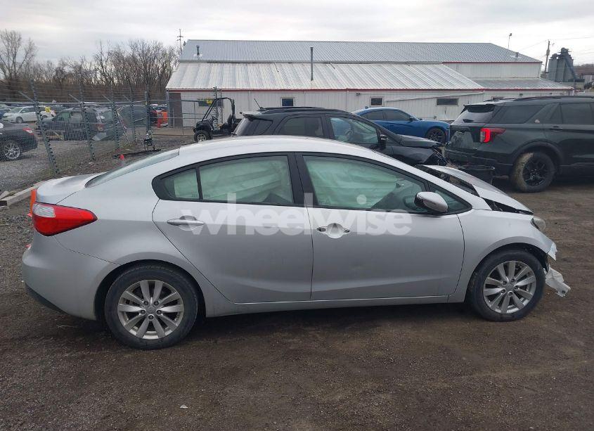 Photo 13 of 2016 Kia Forte LX (VIN KNAFX4A63G5457329)
