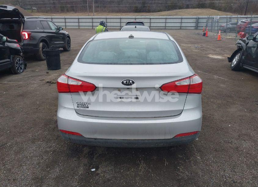 Photo 16 of 2016 Kia Forte LX (VIN KNAFX4A63G5457329)
