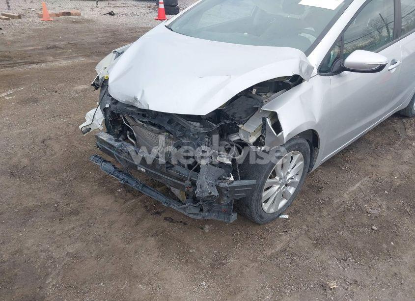 Photo 6 of 2016 Kia Forte LX (VIN KNAFX4A63G5457329)