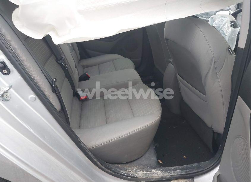 Photo 8 of 2016 Kia Forte LX (VIN KNAFX4A63G5457329)