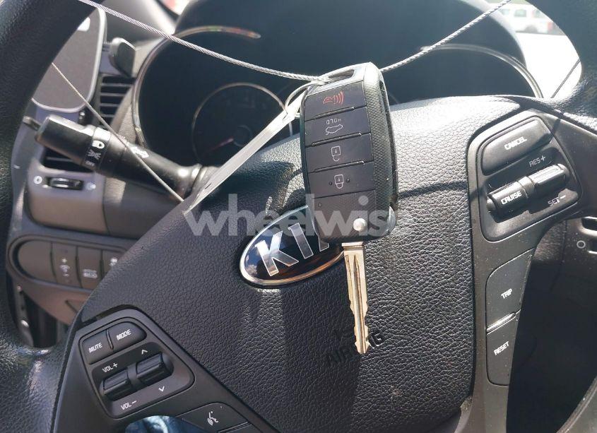 Photo 11 of 2016 Kia Forte LX (VIN KNAFX4A63G5596375)