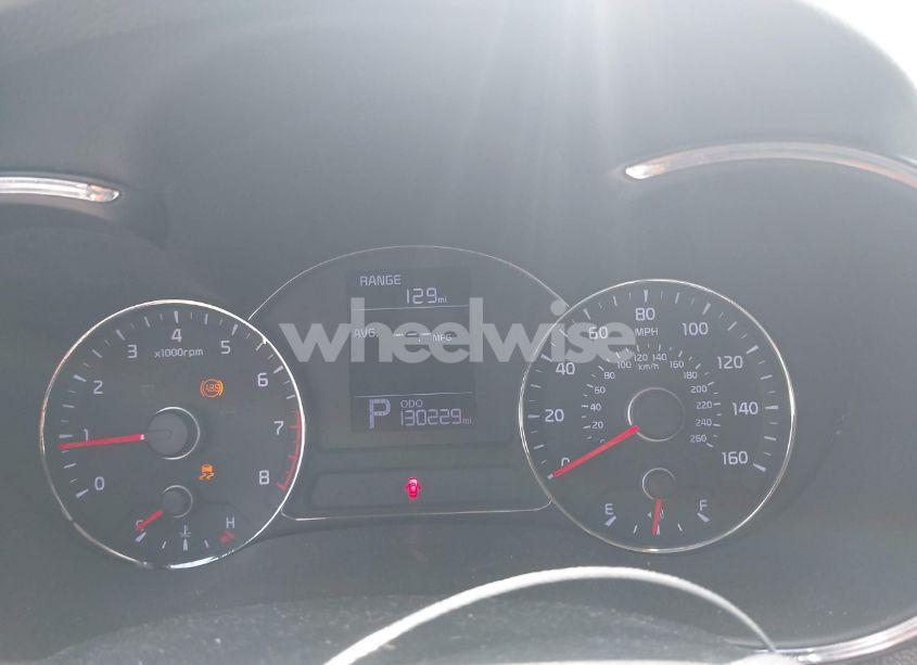 Photo 7 of 2016 Kia Forte LX (VIN KNAFX4A63G5596375)