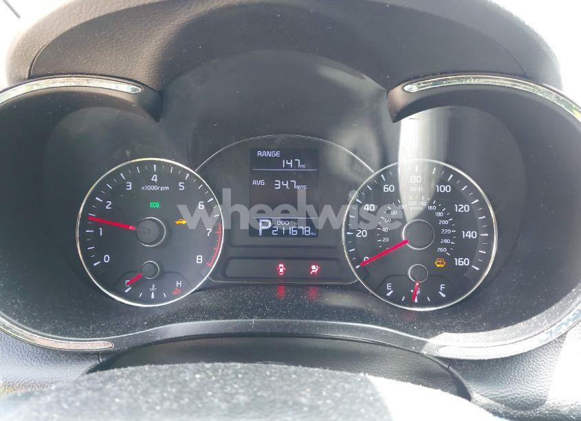 Photo 7 of 2014 Kia Forte LX (VIN KNAFX4A64E5140883)