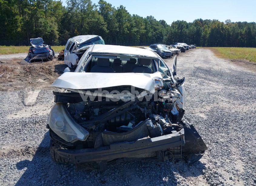 Photo 6 of 2015 Kia Forte LX (VIN KNAFX4A64F5399990)