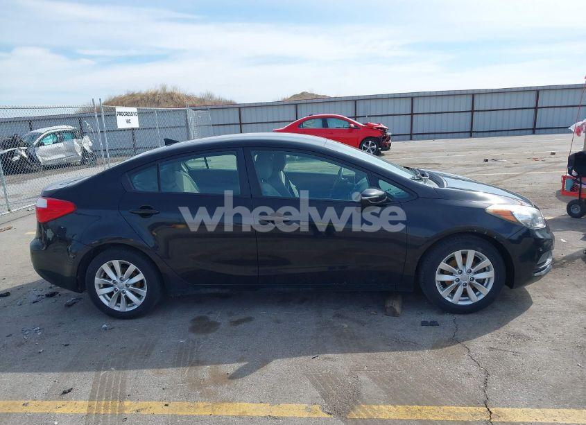 Photo 13 of 2016 Kia Forte LX (VIN KNAFX4A64G5504271)