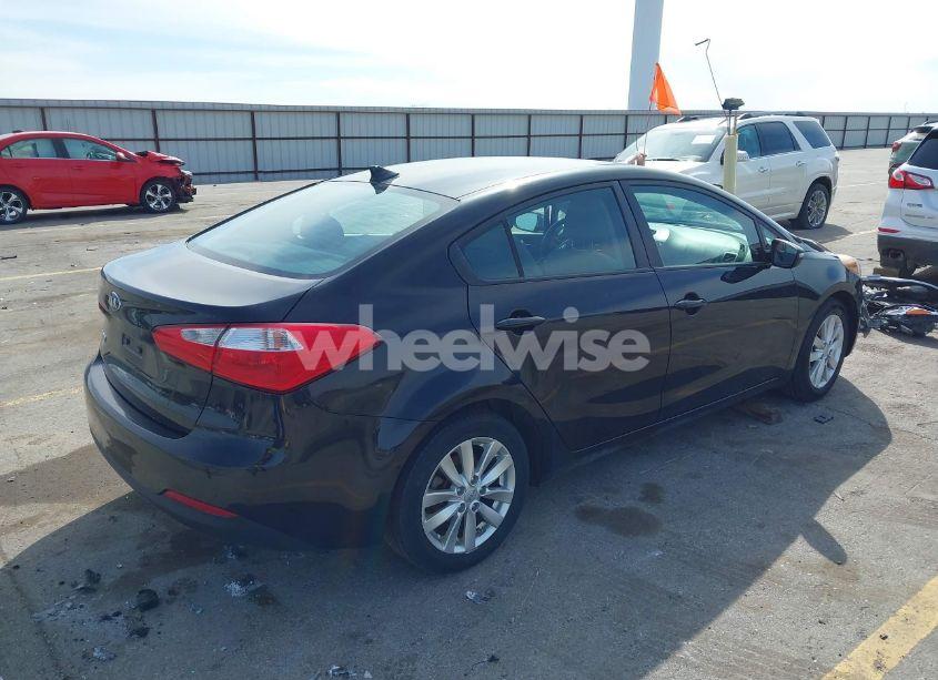 Photo 4 of 2016 Kia Forte LX (VIN KNAFX4A64G5504271)