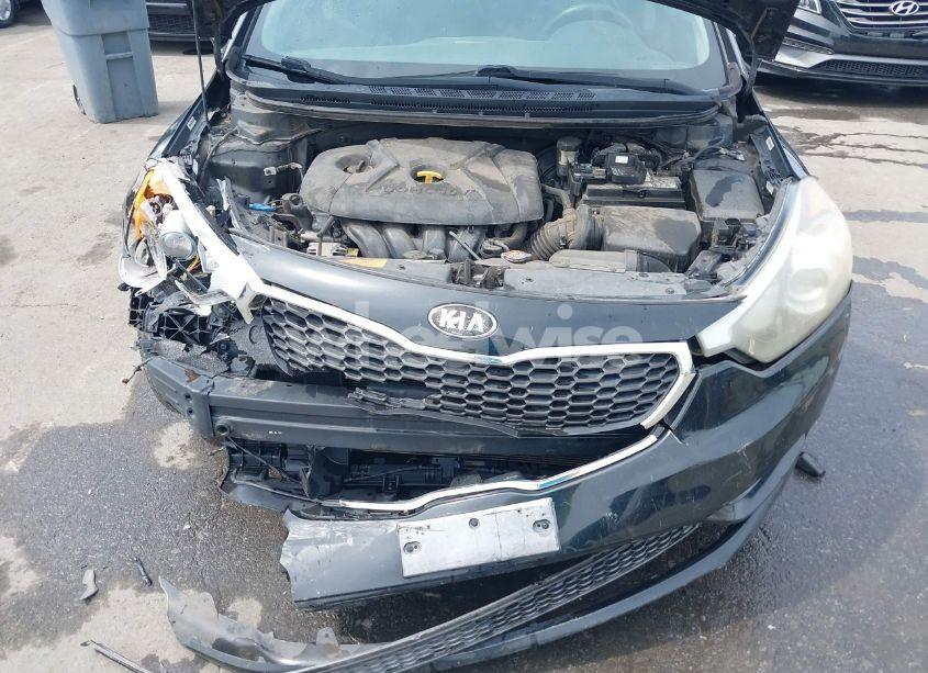 Photo 10 of 2015 Kia Forte LX (VIN KNAFX4A65F5263917)