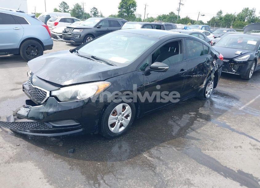 Photo 2 of 2015 Kia Forte LX (VIN KNAFX4A65F5263917)