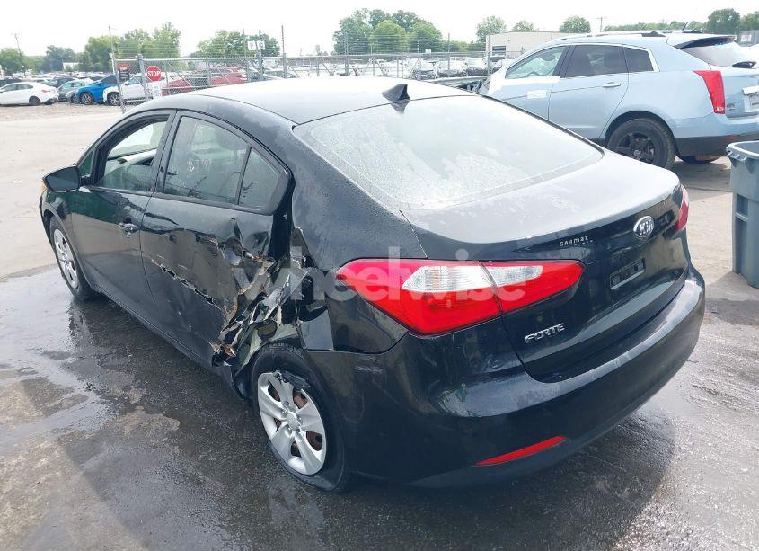 Photo 3 of 2015 Kia Forte LX (VIN KNAFX4A65F5263917)