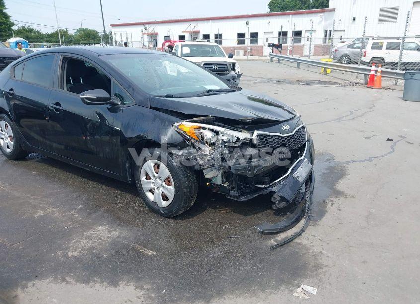 Photo 6 of 2015 Kia Forte LX (VIN KNAFX4A65F5263917)