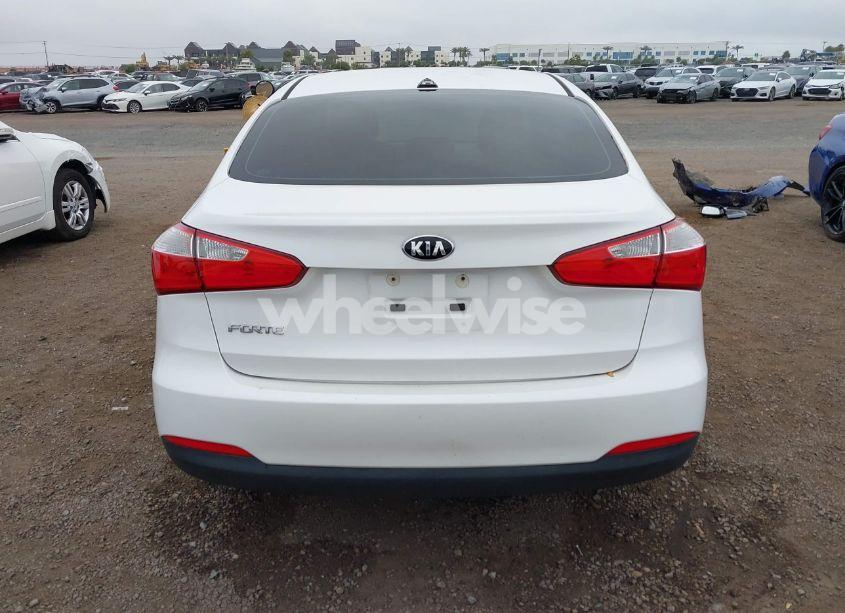 Photo 16 of 2015 Kia Forte LX (VIN KNAFX4A65F5278143)