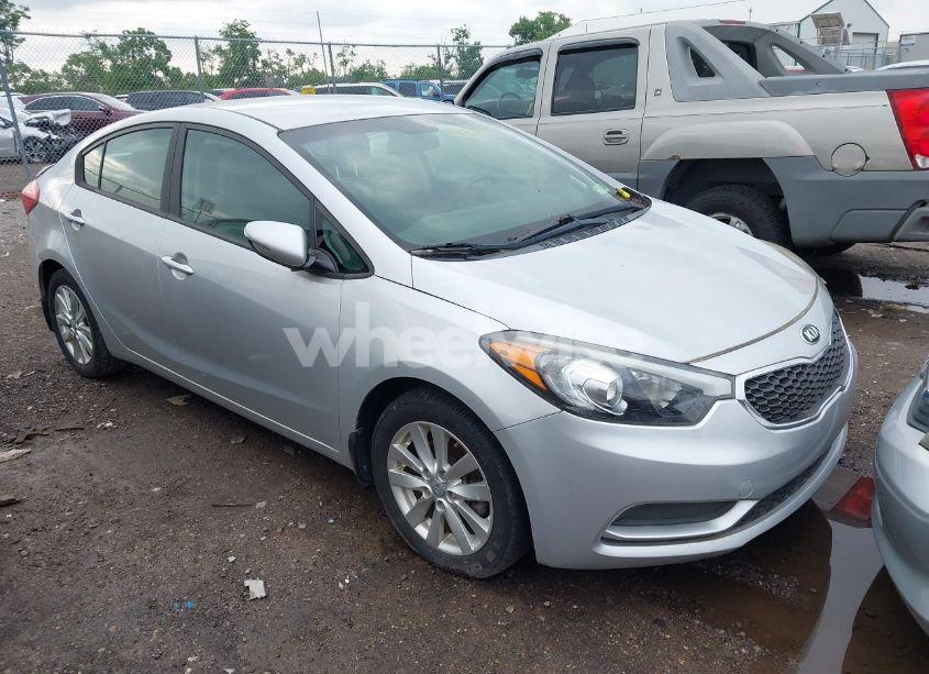 2016 Kia Forte LX (VIN KNAFX4A65G5476917) main photo