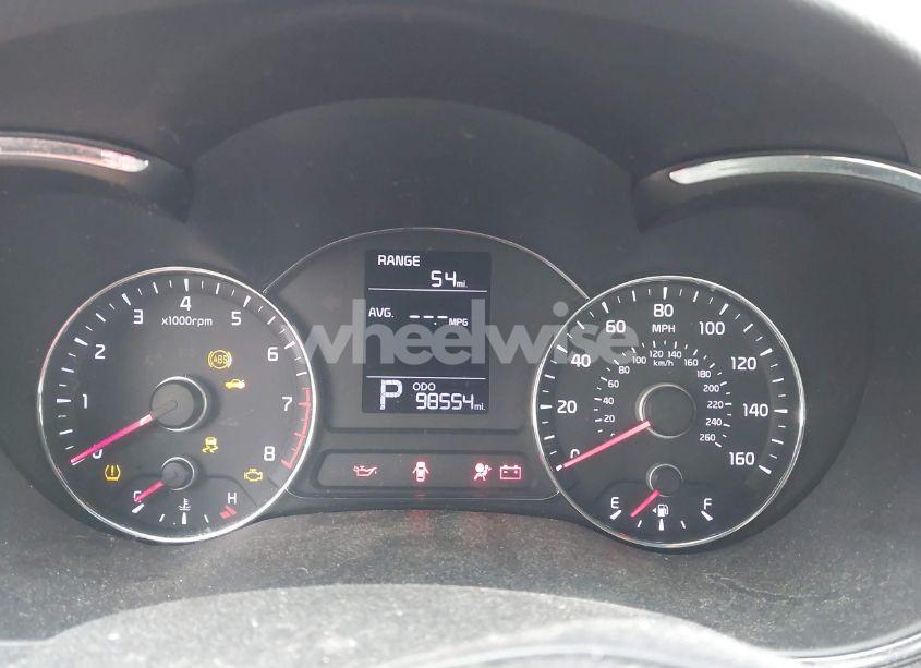 Photo 7 of 2016 Kia Forte LX (VIN KNAFX4A65G5476917)