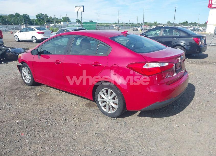 Photo 3 of 2016 Kia Forte LX (VIN KNAFX4A65G5542771)
