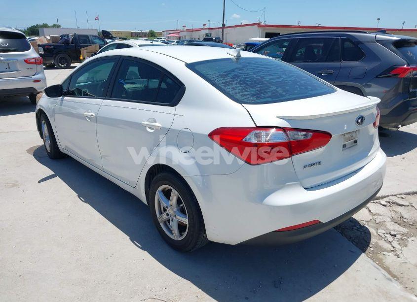 Photo 3 of 2015 Kia Forte LX (VIN KNAFX4A66F5340908)
