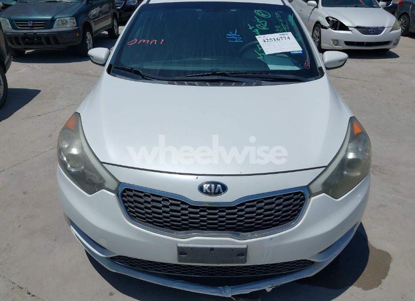 Photo 6 of 2015 Kia Forte LX (VIN KNAFX4A66F5340908)