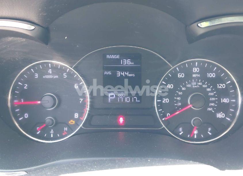 Photo 7 of 2015 Kia Forte LX (VIN KNAFX4A66F5340908)