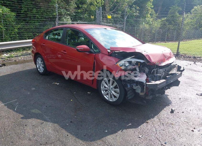 2015 Kia Forte LX (VIN KNAFX4A66F5355649) main photo