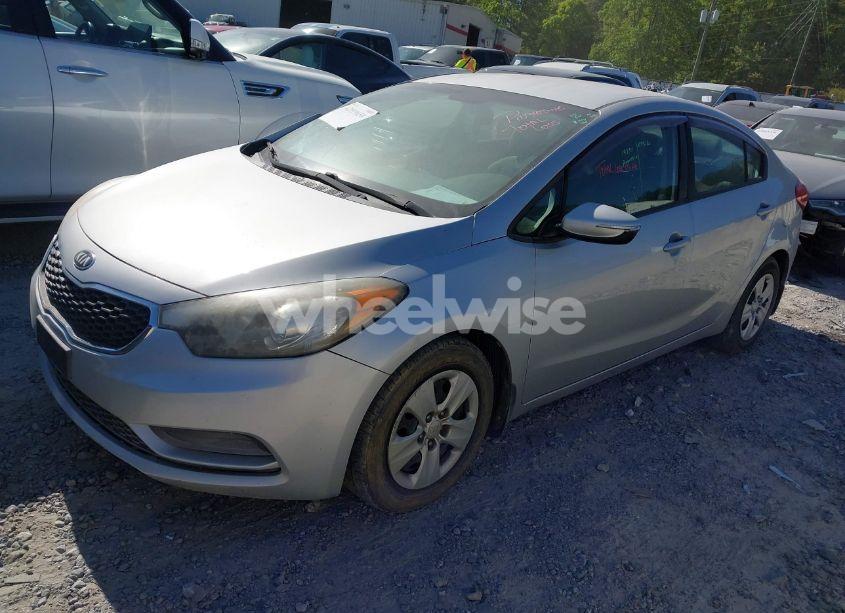 Photo 2 of 2015 Kia Forte LX (VIN KNAFX4A67F5328654)