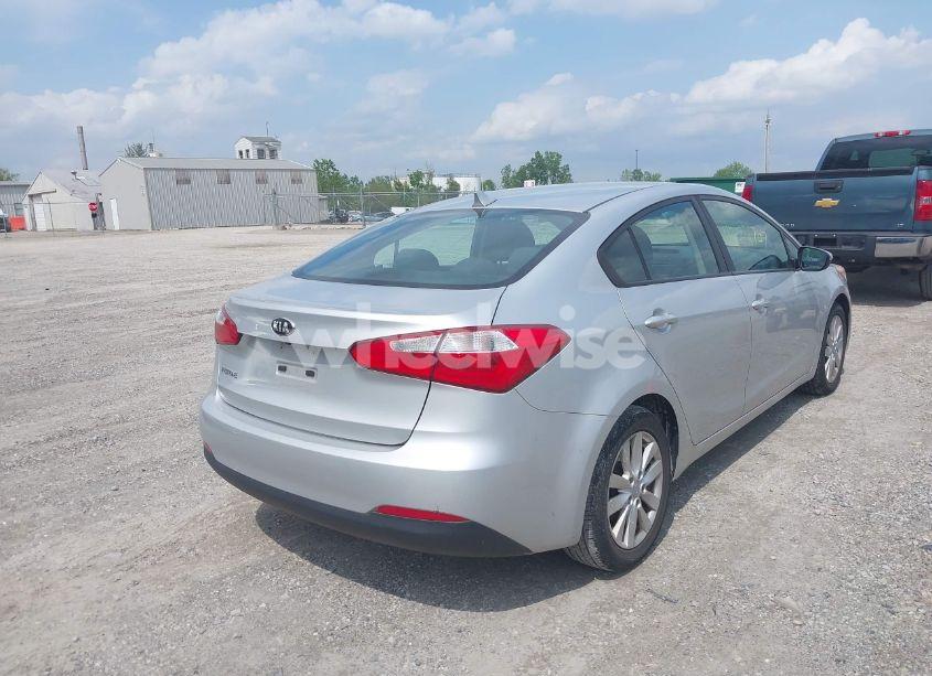 Photo 4 of 2016 Kia Forte LX (VIN KNAFX4A67G5507052)