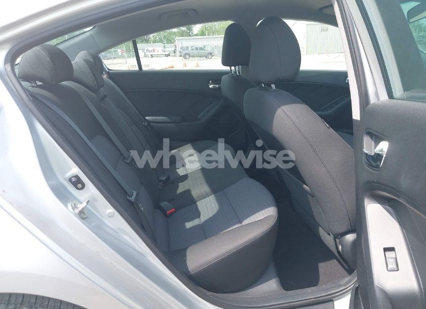 Photo 8 of 2016 Kia Forte LX (VIN KNAFX4A67G5507052)