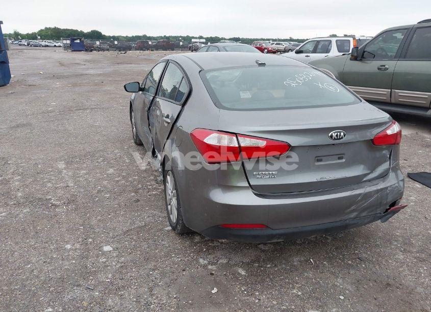 Photo 3 of 2016 Kia Forte LX (VIN KNAFX4A67G5608513)