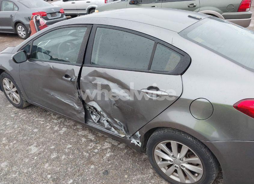 Photo 6 of 2016 Kia Forte LX (VIN KNAFX4A67G5608513)