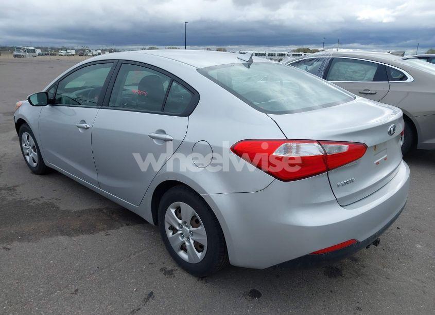 Photo 3 of 2015 Kia Forte LX (VIN KNAFX4A68F5359427)