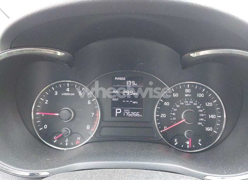 Photo 7 of 2015 Kia Forte LX (VIN KNAFX4A68F5359427)