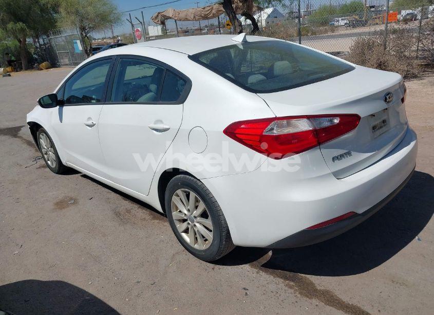 Photo 3 of 2014 Kia Forte LX (VIN KNAFX4A6XE5217305)