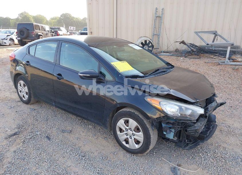 2016 Kia Forte LX (VIN KNAFX4A6XG5552745) main photo