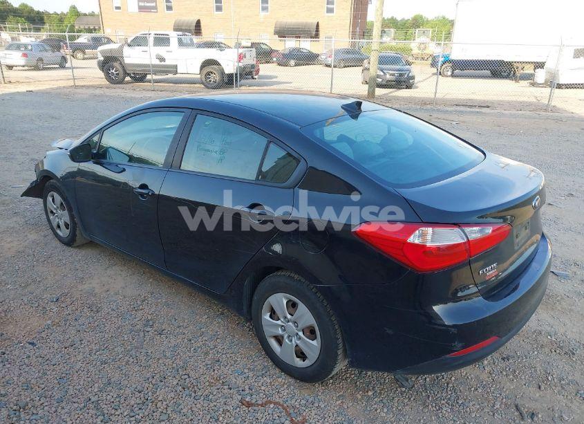 Photo 3 of 2016 Kia Forte LX (VIN KNAFX4A6XG5552745)