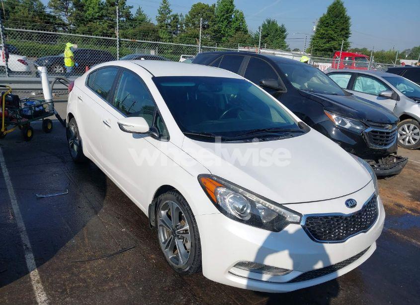 2016 Kia Forte EX (VIN KNAFX4A80G5481444) main photo