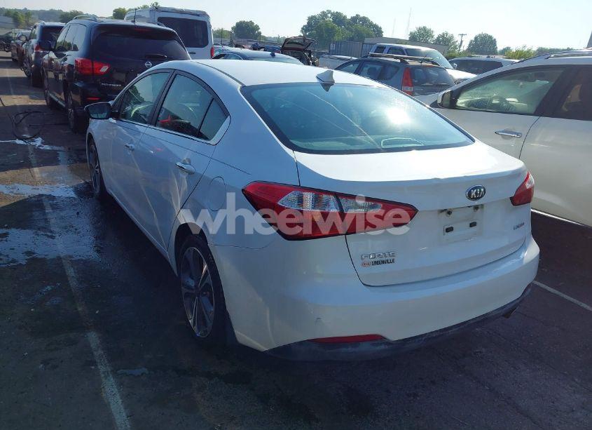 Photo 3 of 2016 Kia Forte EX (VIN KNAFX4A80G5481444)
