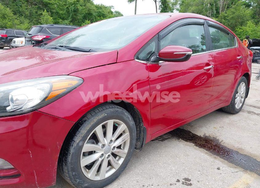 Photo 6 of 2014 Kia Forte EX (VIN KNAFX4A81E5151759)
