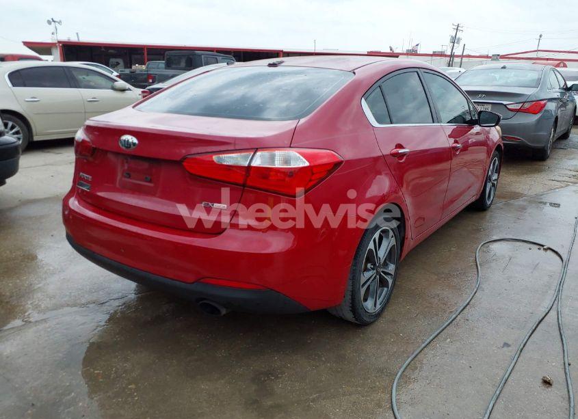 Photo 4 of 2014 Kia Forte EX (VIN KNAFX4A81E5220515)