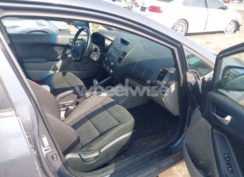 Photo 5 of 2014 Kia Forte EX (VIN KNAFX4A84E5138729)