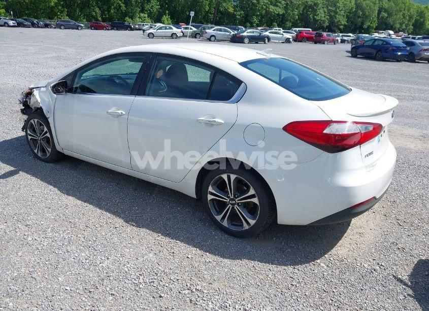 Photo 3 of 2016 Kia Forte EX (VIN KNAFX4A85G5490995)