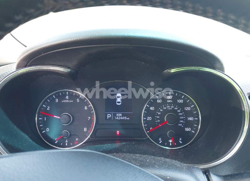 Photo 7 of 2016 Kia Forte EX (VIN KNAFX4A85G5490995)