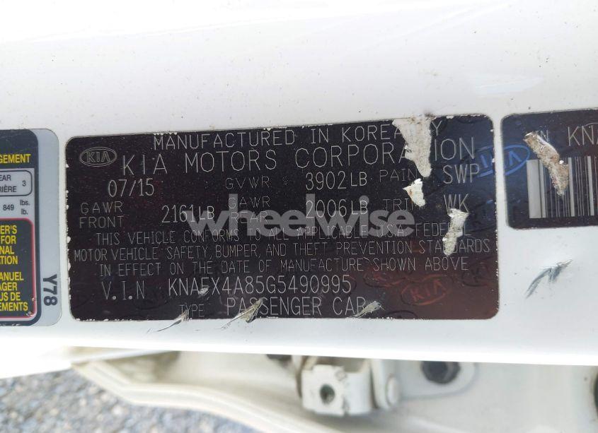 Photo 9 of 2016 Kia Forte EX (VIN KNAFX4A85G5490995)