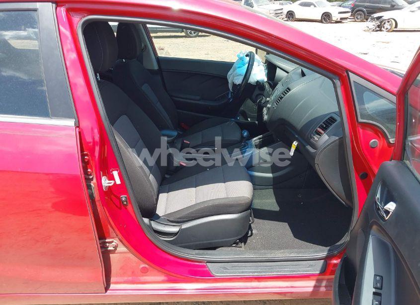 Photo 5 of 2014 Kia Forte EX (VIN KNAFX4A86E5087444)