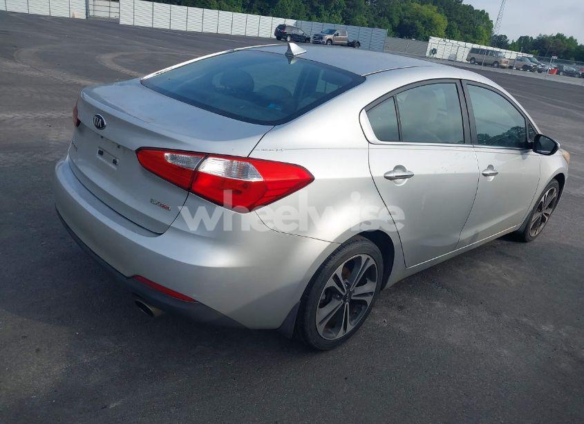 Photo 4 of 2014 Kia Forte EX (VIN KNAFX4A87E5156626)