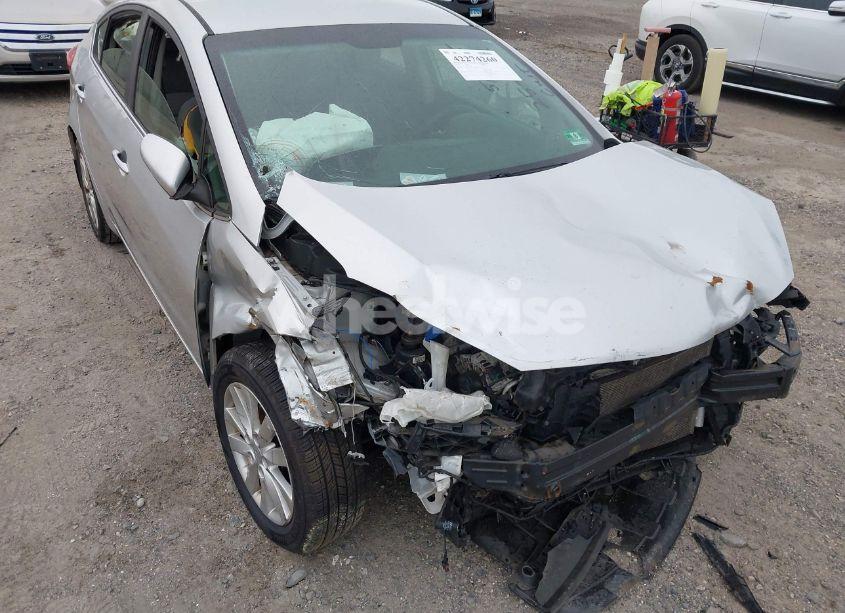 Photo 6 of 2015 Kia Forte EX (VIN KNAFX4A87F5266531)