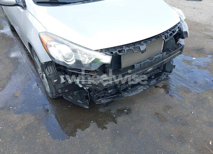 Photo 6 of 2015 Kia Forte EX (VIN KNAFX4A8XF5362542)