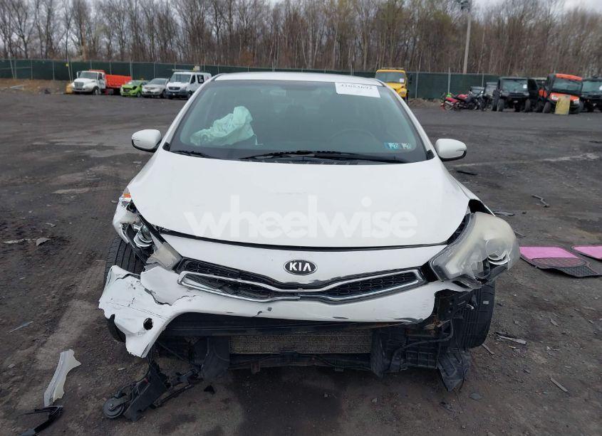 Photo 12 of 2015 Kia Forte KOUP EX (VIN KNAFX6A82F5350820)