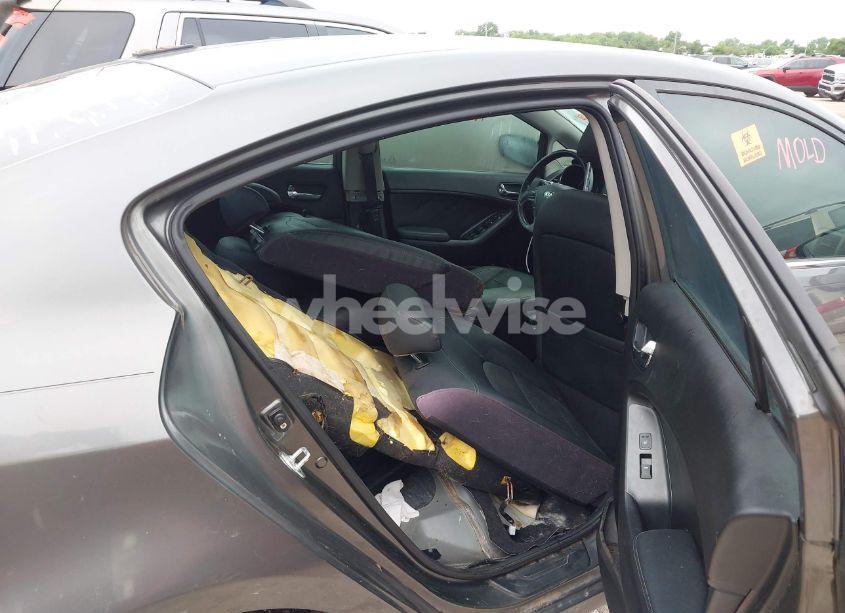 Photo 8 of 2014 Kia Forte EX (VIN KNAFZ4A81E5106962)