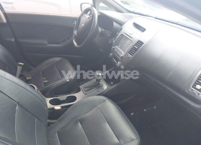 Photo 5 of 2014 Kia Forte EX (VIN KNAFZ4A86E5065342)